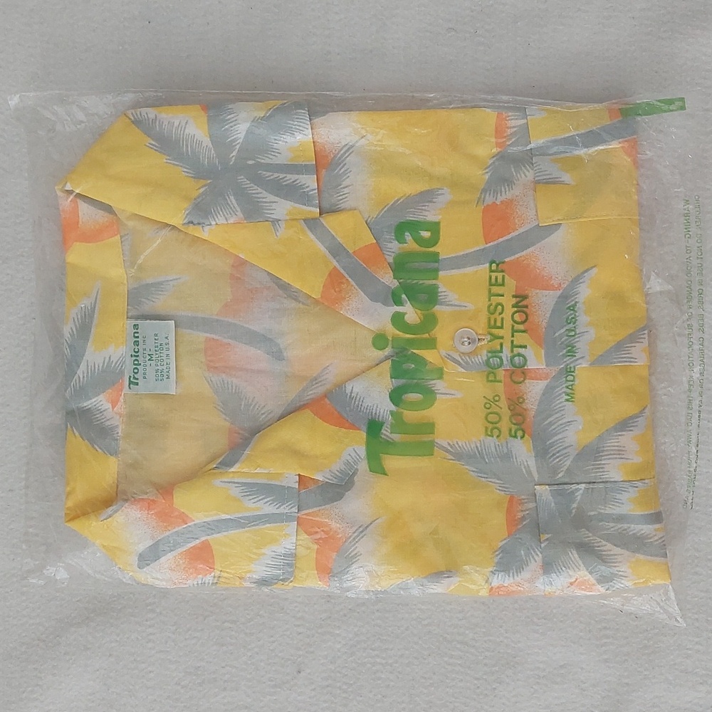 TROPICANA Vintage Men's Casual Button Down Palm Tree Shirt NWT